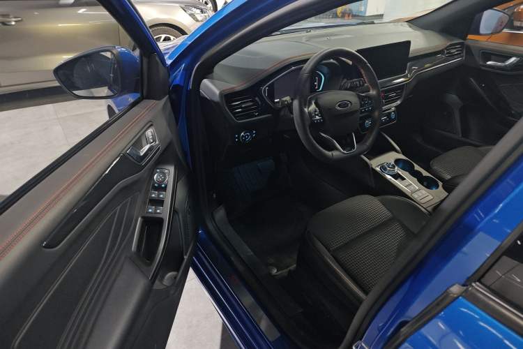 Used Ford Focus 2021 Hatchback EcoBoost 180 Automatic ST Line
