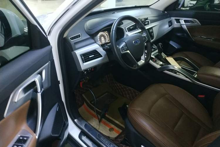 Used Geely Auto Emgrand X7 Sport 2016 1.8TD Automatic ZhiZun Version
