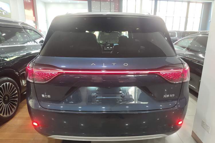 Used Hima AITO M9 2024 Range-Extended Ultra Version 42 kWh 6-Seater Model
