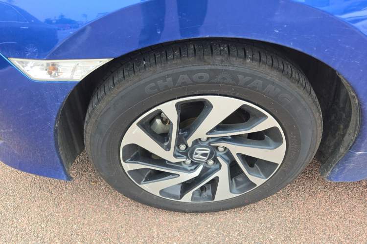 Used Honda Civic 2016 220TURBO CVT Luxury Edition
