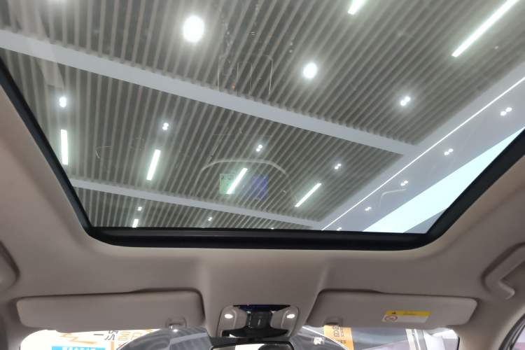 Used GAC Trumpchi GS7 2017 320T Two-Wheel-Drive Luxury Smart Connectivity Model