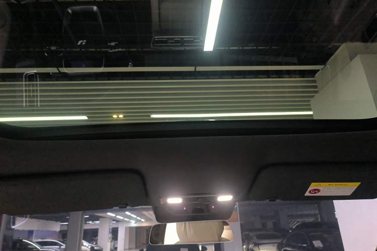 Used Li Auto L8 2023 Max model
