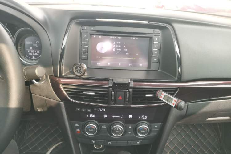 Used Mazda Atenza 2015 2.5L Blue Sky Prestige Edition
