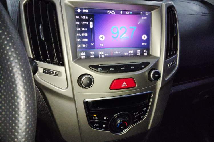 Used Haval H1 2017 Red-Label 1.5L Manual Comfort Model
