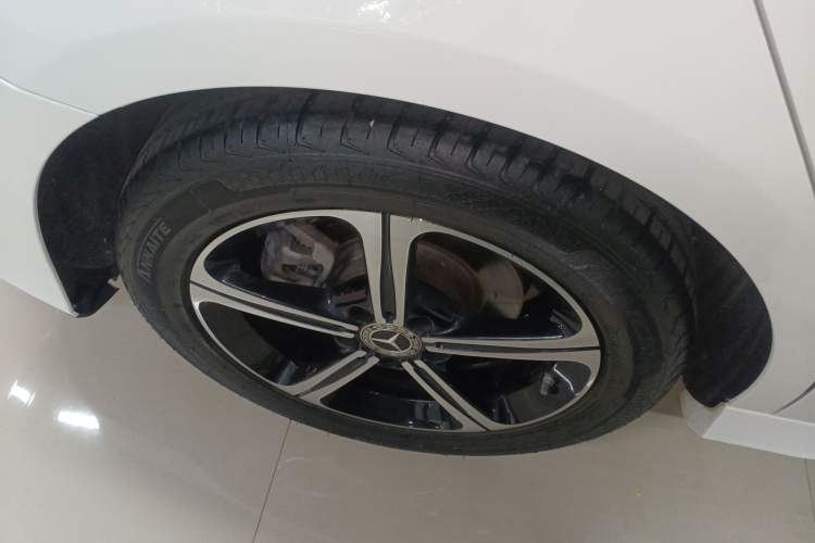 Used Mercedes-Benz A-Class 2022 Revised Version A 200 L Sport Sedan Fashionable Style