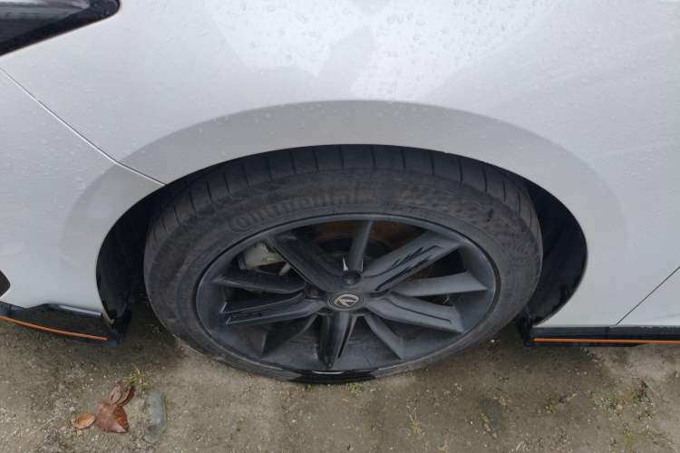 Used Changan UNI-V 2023 2.0T Leading-Speed Edition
