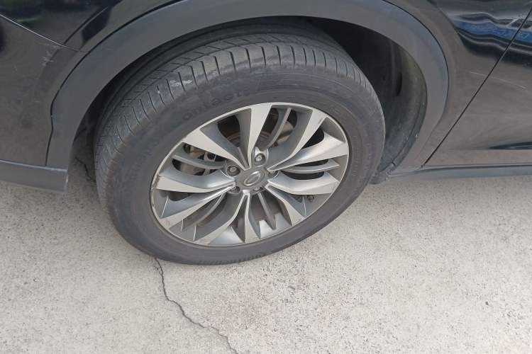 Used GAC Trumpchi GS8 2017 320T Two-Wheel Drive Luxury Smart Connectivity Version (7 Seats)
