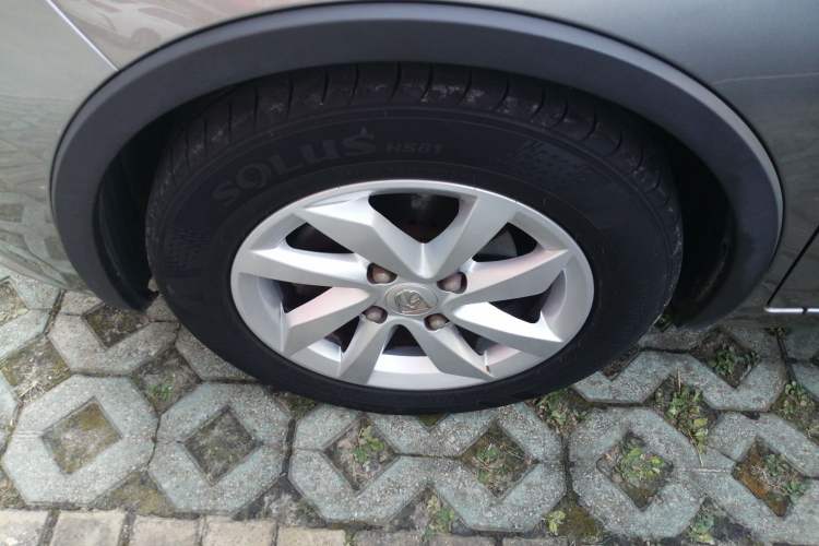 Used Baojun 310W 2017 1.5L Manual Fashion Model China V
