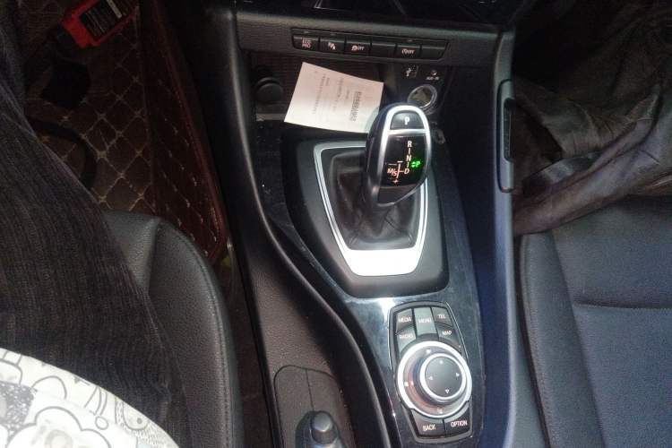 Used BMW X1 2015 sDrive18i Leading Edition