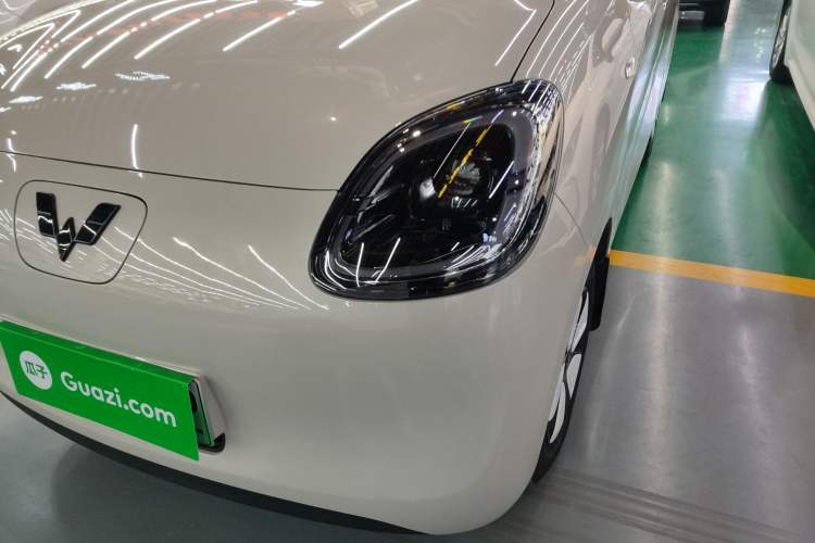 Used Wuling Hongguang MINIEV 2025 Four-Door Version Advanced Edition
