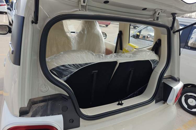 Used Wuling Hongguang MINIEV 2024 3rd Generation 215km Youth Edition