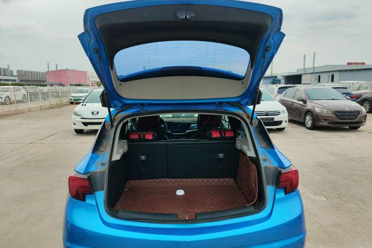 Used Buick Verano 2016 Hatchback 15S Automatic Leading Model
