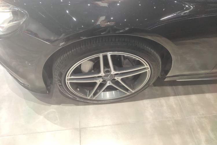 Used Mercedes-Benz E-Class 2016 E 300 L Sport Luxury Model