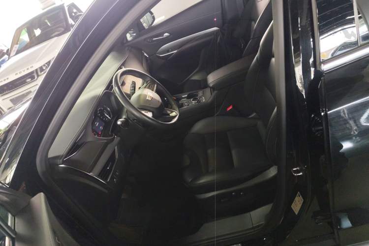 Used Cadillac XT4 2022 28T Two-Wheel-Drive Luxury Version