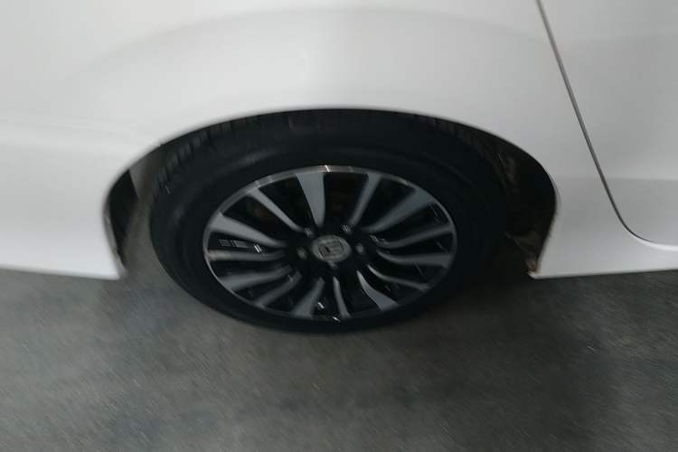 Used Honda Crider 2015 1.8L Automatic Luxury Edition
