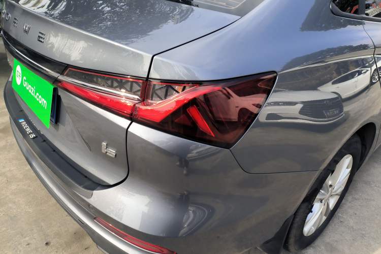 Used Roewe i5 2023 1.5L Manual Comfort Edition