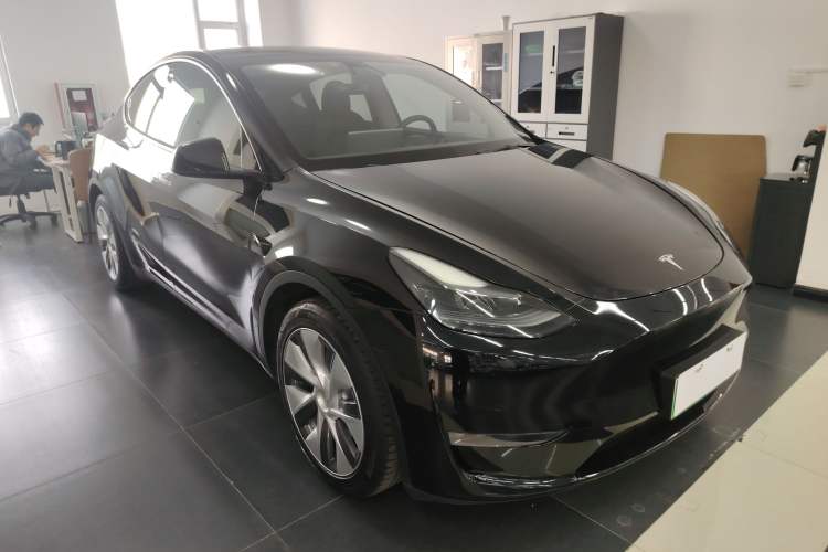 Used Tesla Model Y 2021 Standard Range Rear-Wheel Drive Version