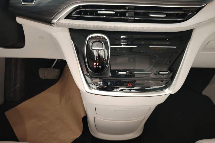 Used Buick GL8 2023 ES Lu Zun Luxury Edition and Yue Version
