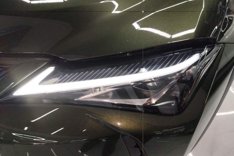 Used Lexus UX New Energy 2020 300e Pure·Joy Edition
