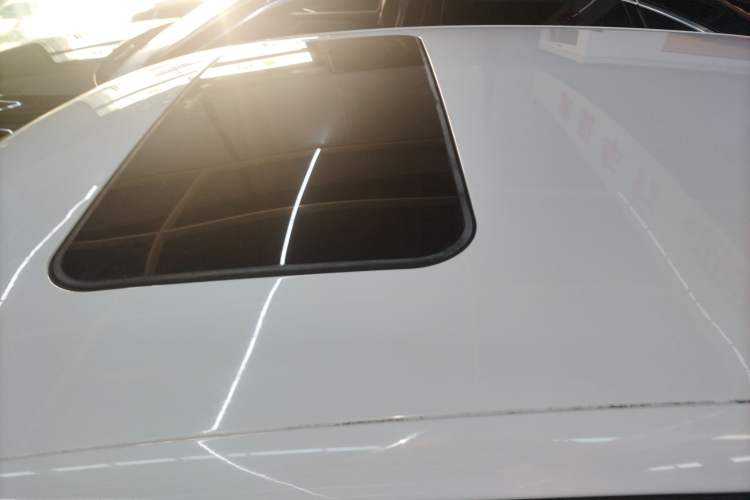 Used Volkswagen Polo 2016 1.6L Automatic Comfort Model
