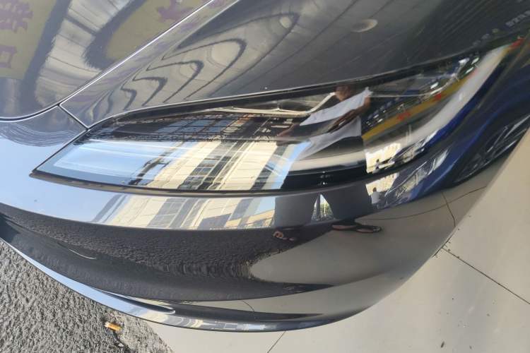 Used Tesla Model 3 2023 Long-Range All-Wheel-Drive Version