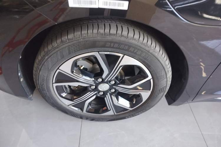 Used Hongqi E-QM5 2023 Revised Version Basic Travel Edition
