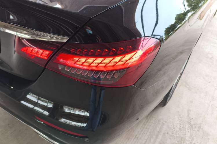 Used Mercedes-Benz E-Class 2023 E 260 L