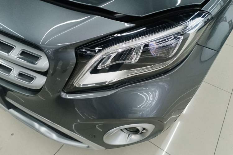 Used Mercedes-Benz GLA 2017 GLA 220 4MATIC Fashion Model
