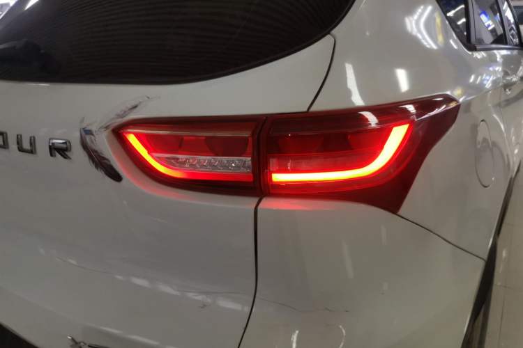 Used JETOUR X70M 2021 1.5T DCT Luxury Partner Model 7 Seats