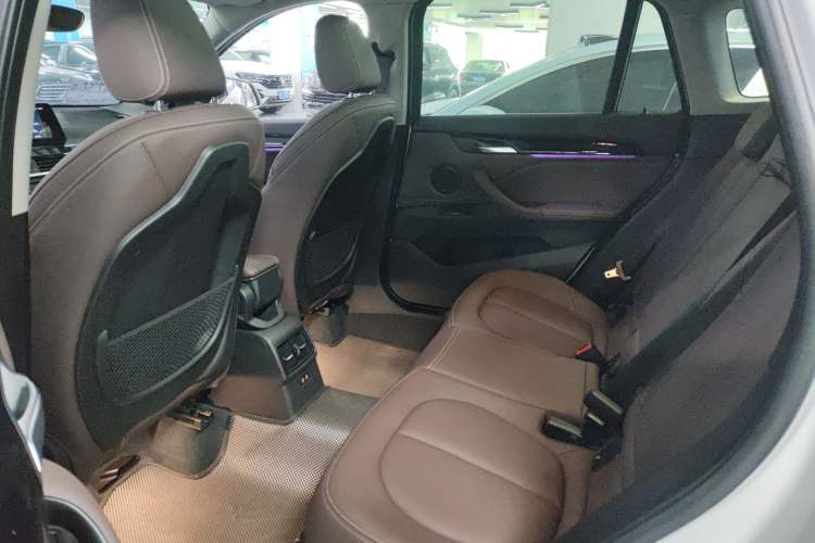 Used BMW X1 2020 sDrive25Li Leading Model
