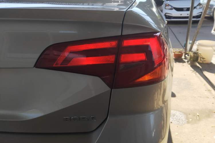 Used Volkswagen Bora 2016 1.6L Automatic Comfort Model
