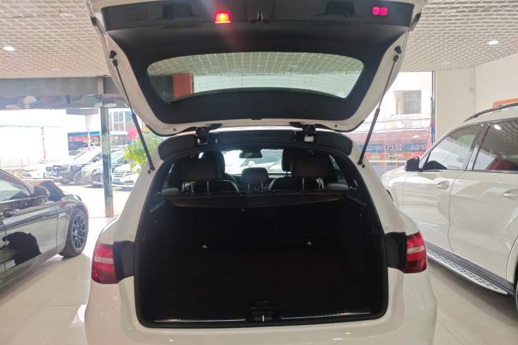 Used Mercedes-Benz GLC 2019 GLC 260 L 4MATIC Luxury Model
