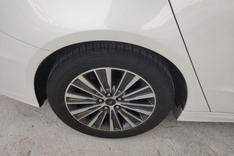 Used Ford Mondeo 2018 EcoBoost 200 Smart Control Luxury Model China VI Standard
