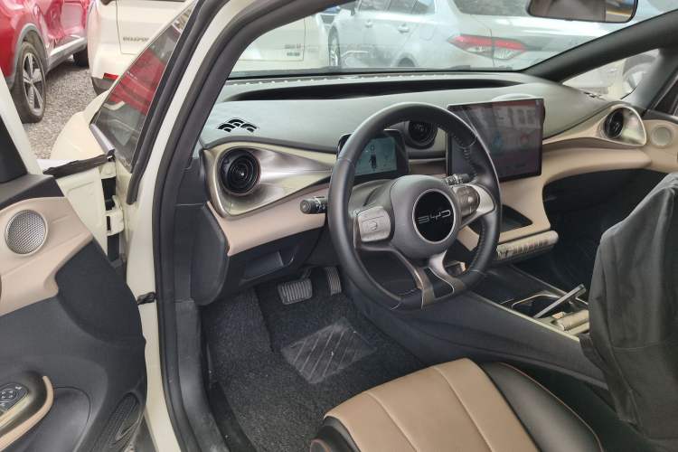 Used BYD Dolphin 2023 420 km Fashion Edition
