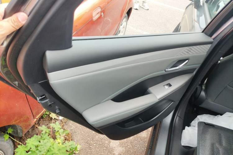 Used BYD Qin PLUS 2025 DM-i Smart Drive 55KM Leading Model
