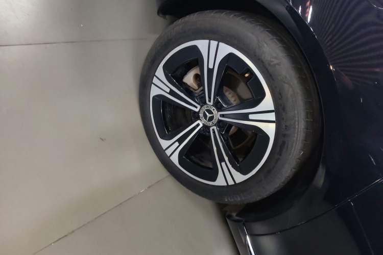 Used Mercedes-Benz E-Class 2019 Restyled E 300 L Luxury Edition