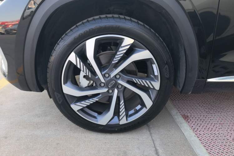 Used Geely Auto Monjaro L 2024 2.0TD High-Power Automatic Two-Wheel Drive Skyline Edition
