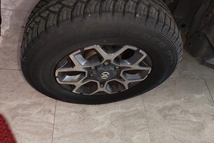 Used Beijing Auto BJ40 2019 PLUS 2.3T Automatic Four-Wheel Drive Flagship Edition China VI Emission Standard