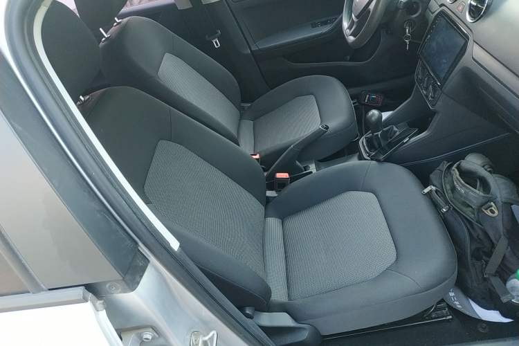 Used Volkswagen Jetta 2017 1.4L Manual Fashion Edition
