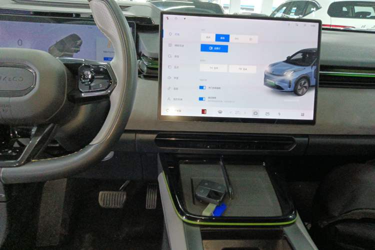 Used Lynk & Co 08 EM-P 2023 120km Long-Range Halo
