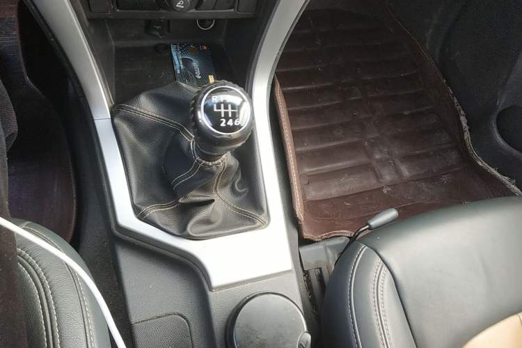 Used Great Wall Wingle 6 2014 2.0T Four-Wheel Drive Navigation Version 4D20B
