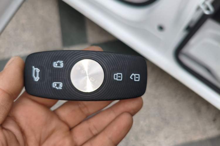 Used Roewe iMAX8 New Energy 2025 1.5T DMH Lu Zun Deluxe Edition
