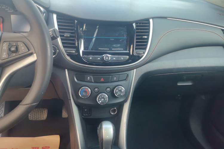 Used Chevrolet Trax 2017 1.4T Automatic Two-Wheel Drive Luxury Version
