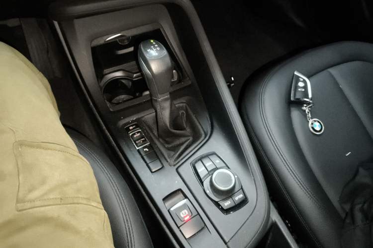 Used BMW X1 2016 sDrive18Li Premium Edition
