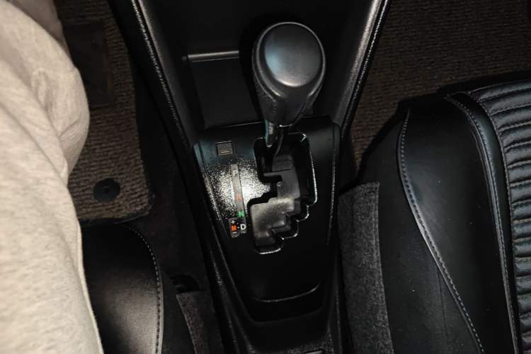 Used Toyota YARiS L Zhi Xian 2016 Revised 1.5E CVT Charming Edition