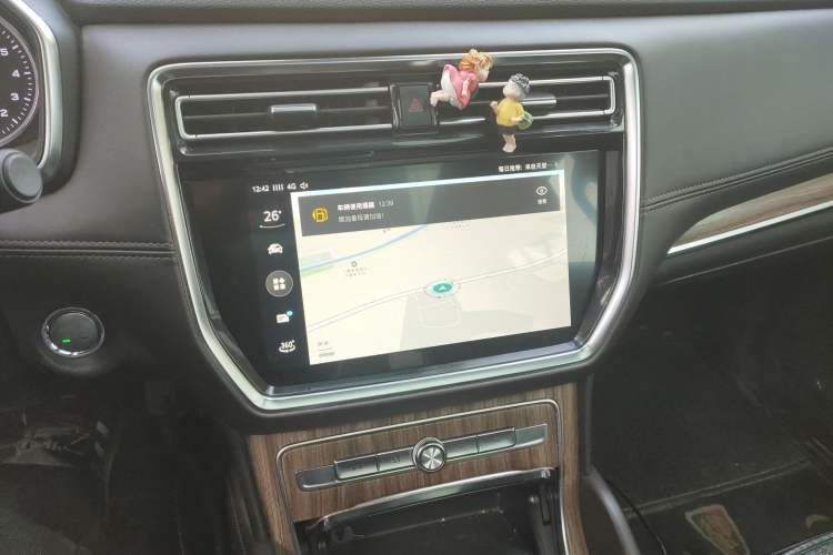 Used Roewe RX8 2018 30T Smart Connectivity All-Wheel Drive Supreme Edition
