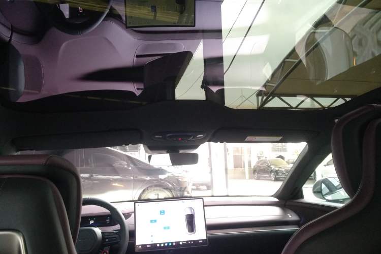 Used  SU7 2024 Rear-Drive Long-Range Intelligent Driving Version
