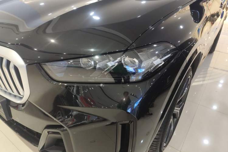 Used BMW X5 2023 xDrive 30Li Luxury M Sport Night Edition Package
