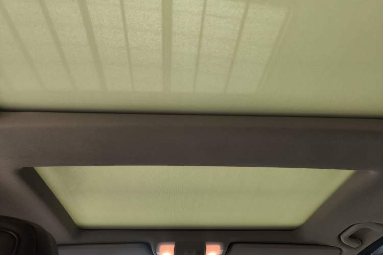 Used Mercedes-Benz GLK-Class 2015 GLK 260 4MATIC Fashion Edition Ultimate Version