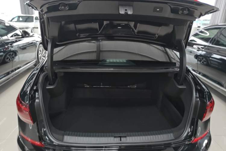 Used Volkswagen Passat 2023 Restyled 330TSI Starry Luxury Edition
